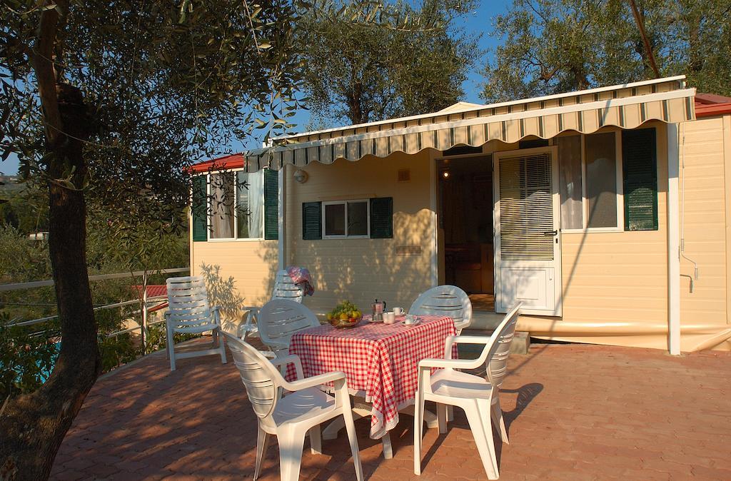 Camping Edy Diano Marina Exteriér fotografie